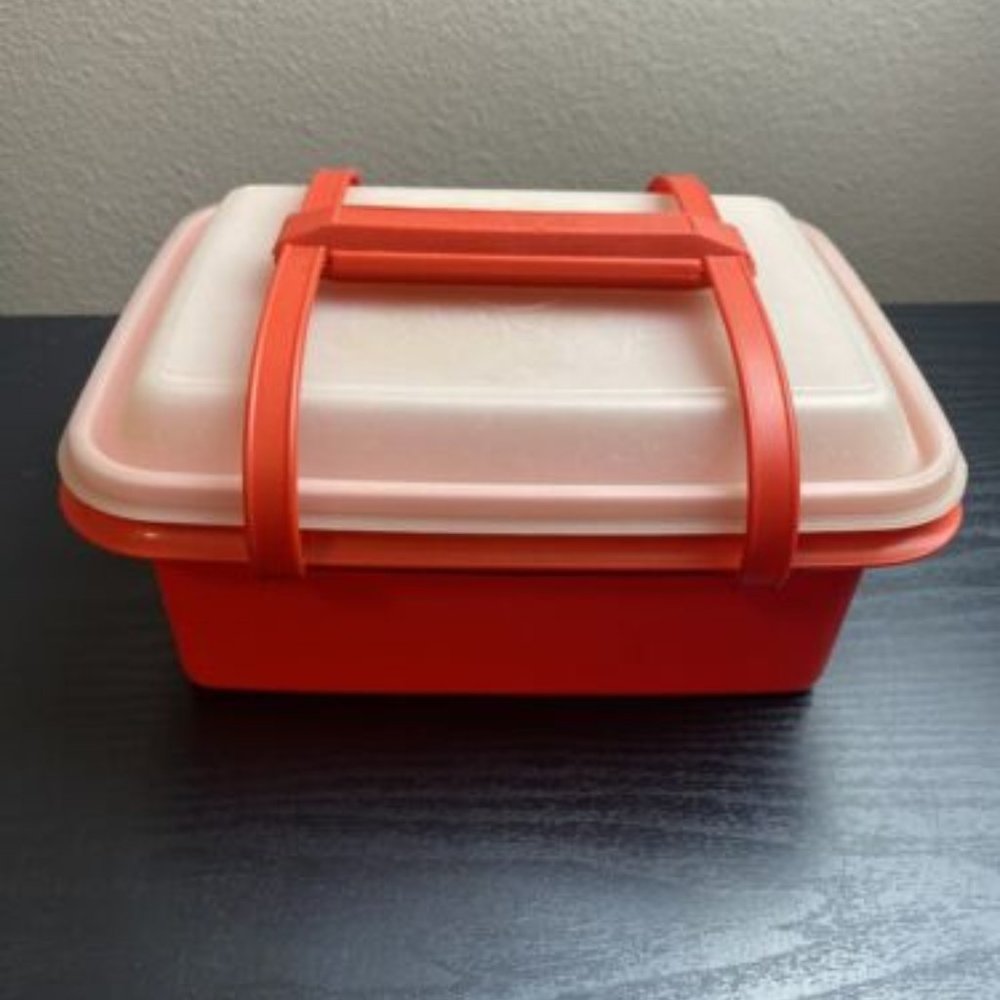 Vtg.Tupperware Pack N Carry Lunch Box Container-1254-17 , Orange